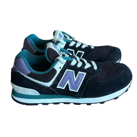 New Balance Youth 574 Running Shoe PC574NV1 Size 13.5 Black Purple Green - Picture 1 of 8